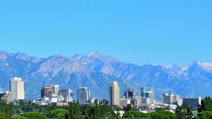 Khung cảnh tuyệt đẹp của thành phố Salt Lake ở Utah