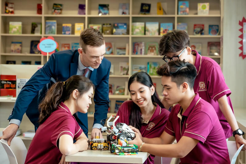 Phương pháp giảng dạy đóng vai trò lớn trong việc tạo hứng thú học tập cho các em