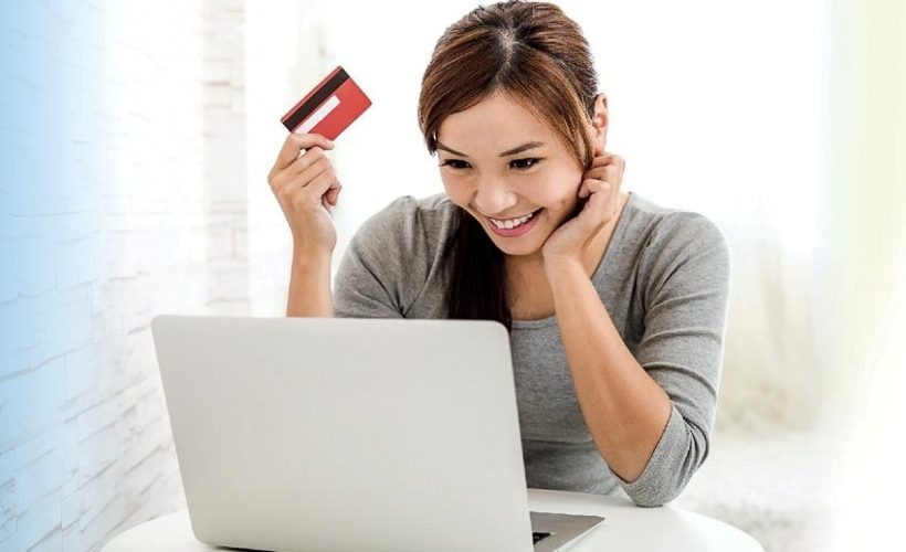 Thẻ sinh viên với ưu đãi giảm giá