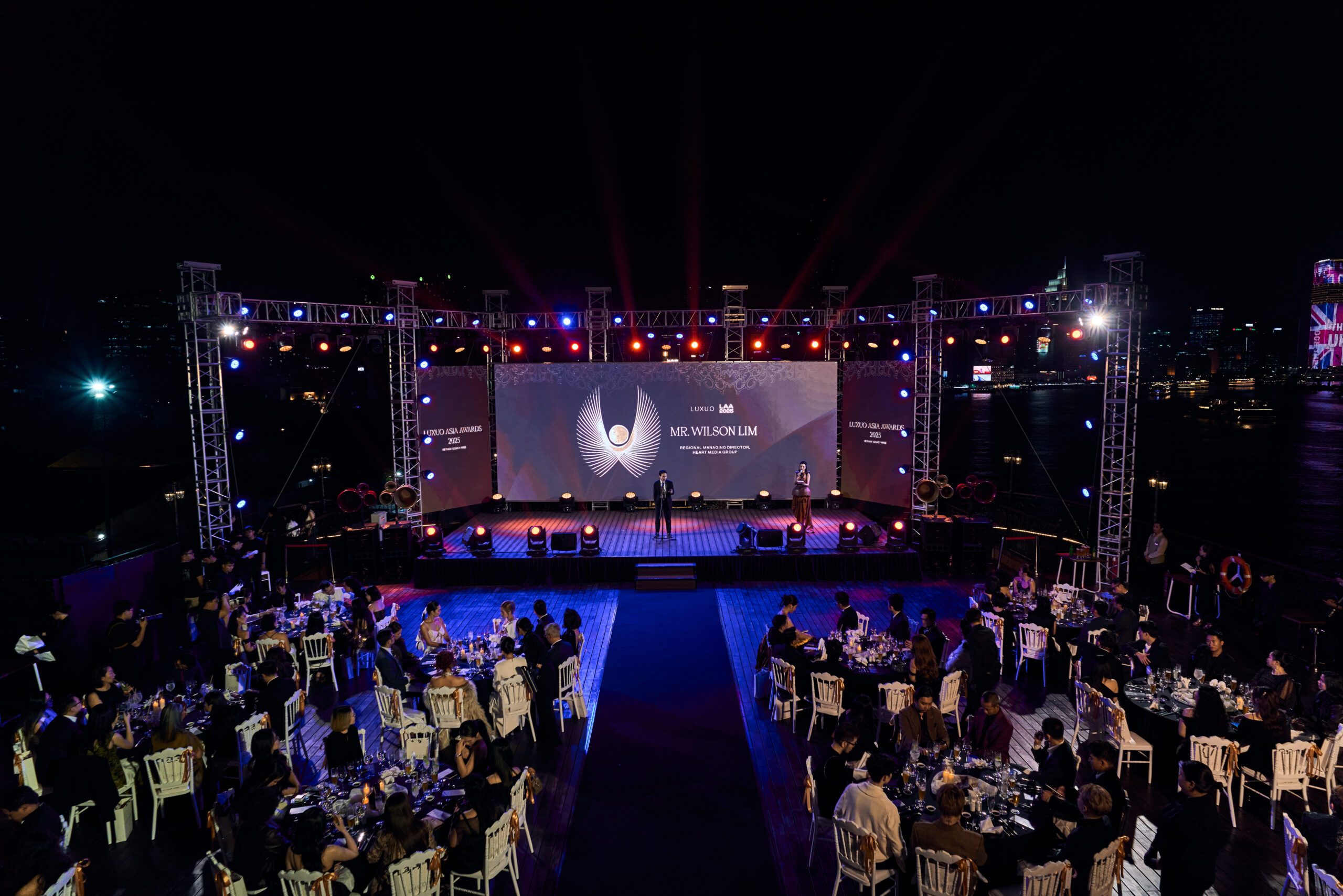 Khu vực chung dự án bất động sản cao cấp được thiết kế khuyến khích tương tác cư dân