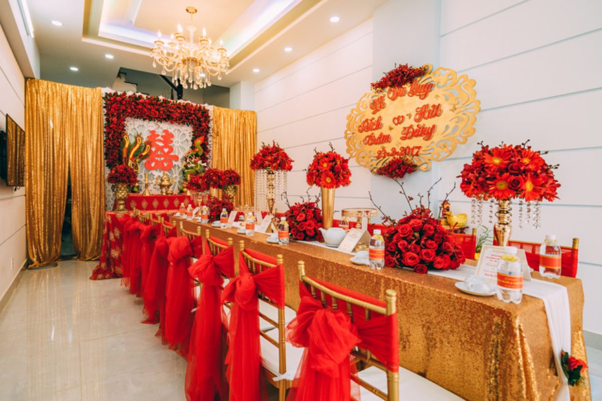 Trang trí đám cưới người Hoa kết hợp giữa truyền thống và hiện đại tạo nên không gian cưới ấn tượng