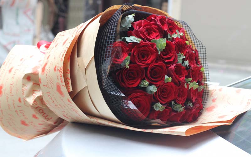 Chọn hoa theo concept cưới