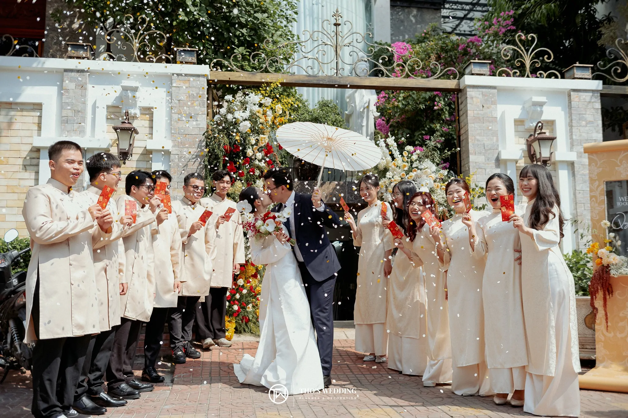 Hậu Đám Cưới: Hướng Dẫn Toàn Diện Cho Vợ Chồng Son Bắt Đầu Cuộc Sống Mới Thật Trọn Vẹn