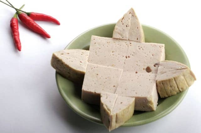 Giò chả truyền thống trong tiệc cưới
