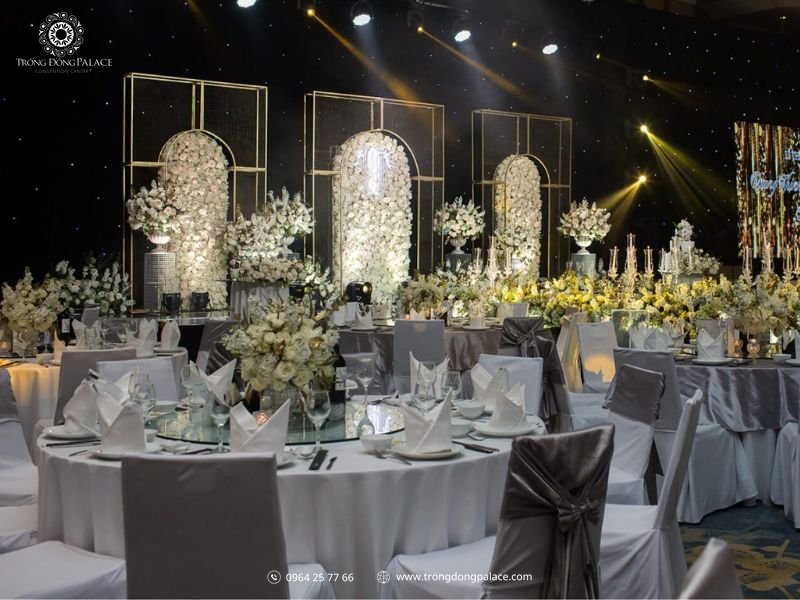 Grand Ballroom không cột tại JW Marriott Hanoi Nam Từ Liêm