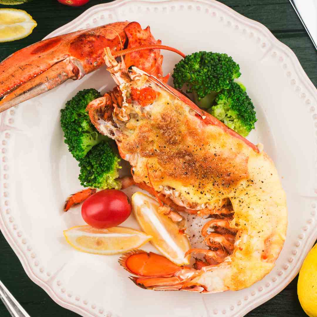 Tôm hùm nướng phô mai sang trọng