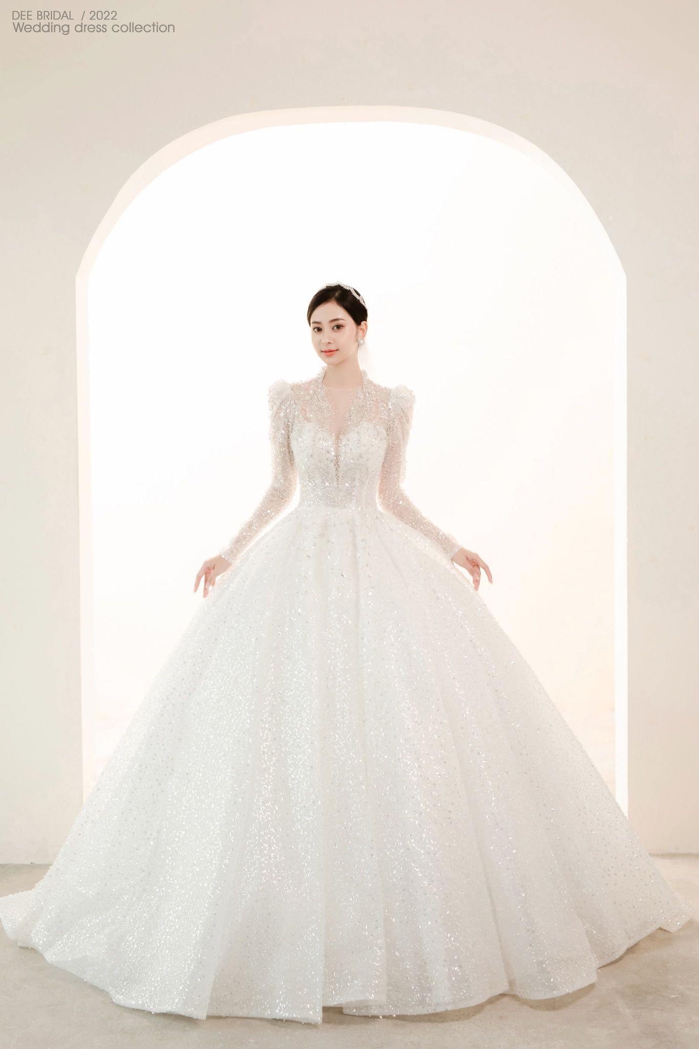 Bộ sưu tập váy cưới đuôi dài