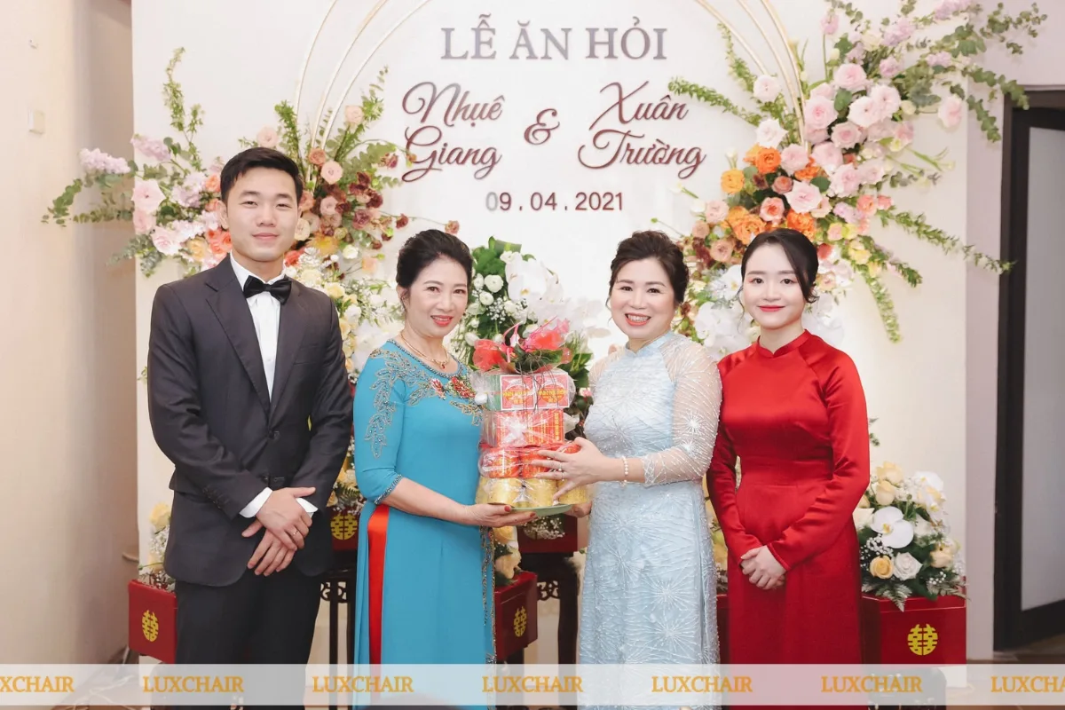 Lễ ăn hỏi là nghi lễ thứ hai trong phong tục cưới hỏi việt Nam