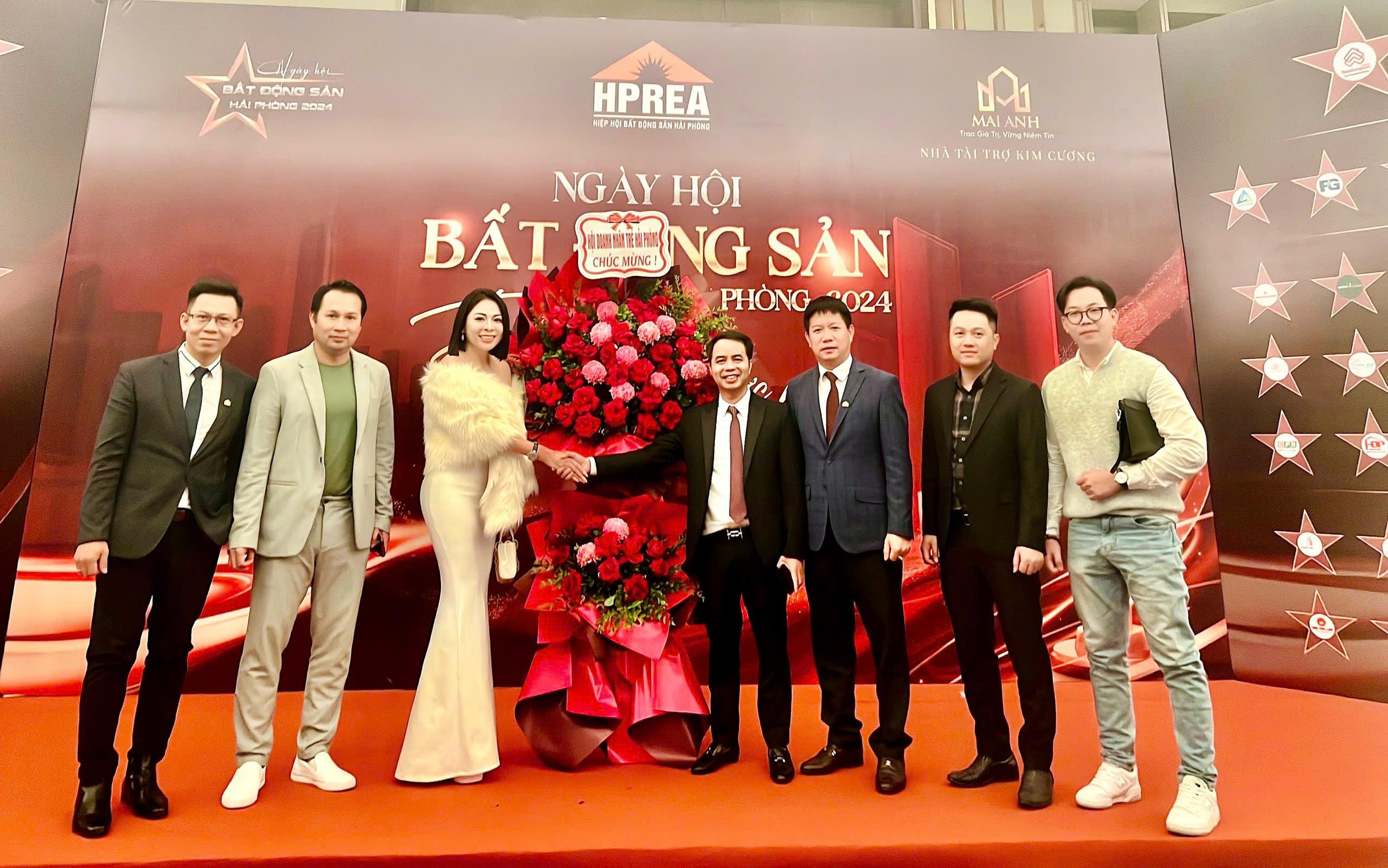 Thành phần tham dự lễ hỏi