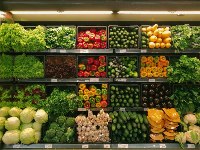 Rau củ tươi xanh từ nông trại địa phương