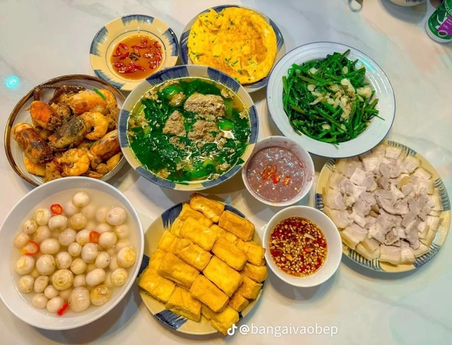 Mực nhồi thịt hấp — món cầu kỳ nhưng xứng đáng cho bữa Chủ Nhật gia đình