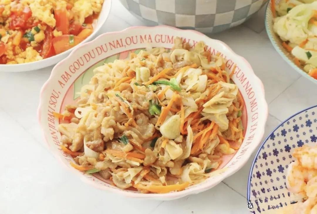 Măng xào thịt lợn