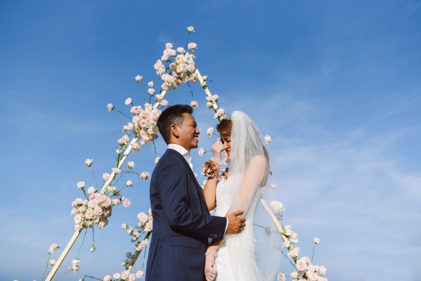 Khoảnh khắc cưới linh hoạt