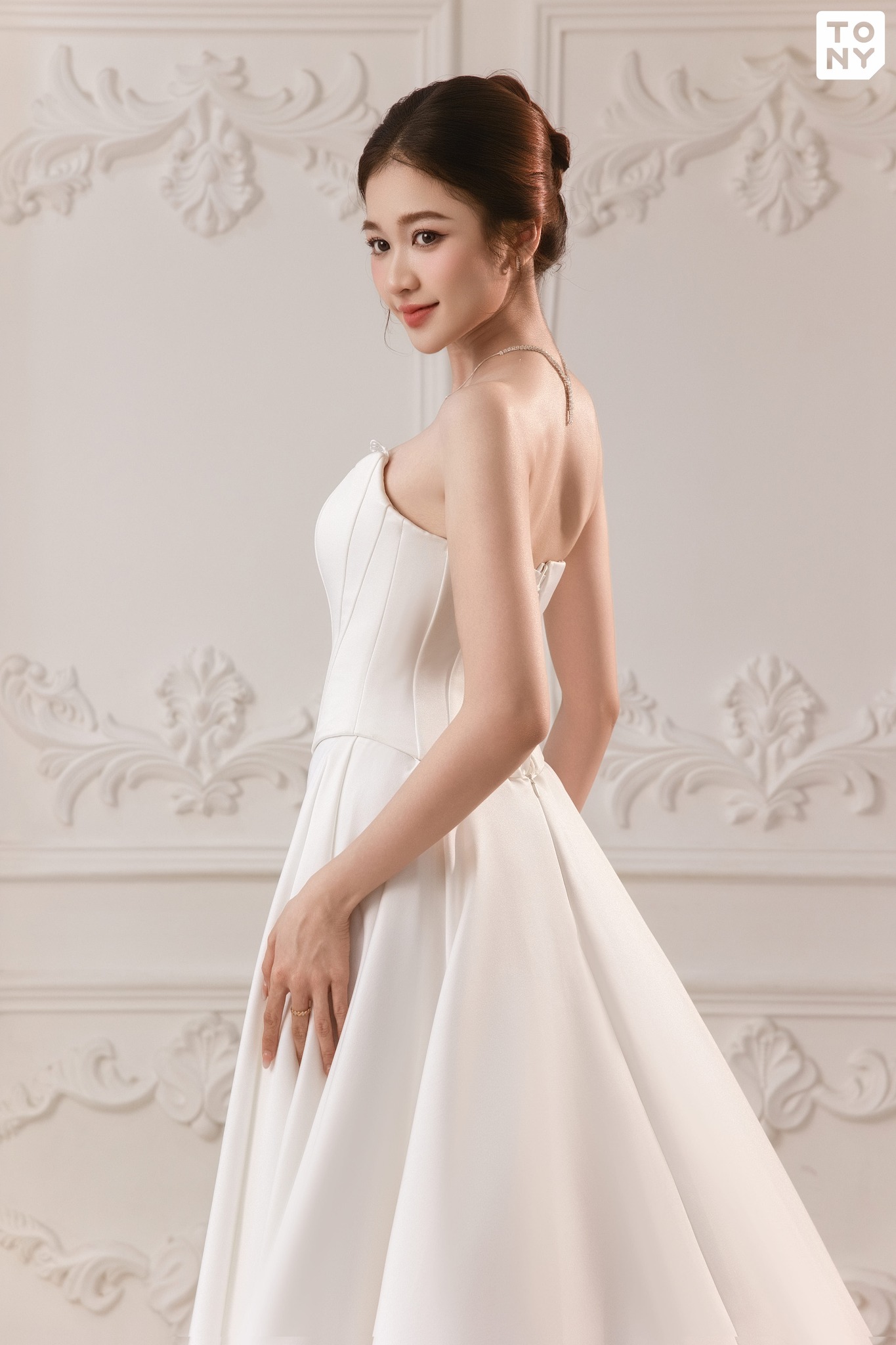 Váy cưới bigsize chất liệu satin sang trọng