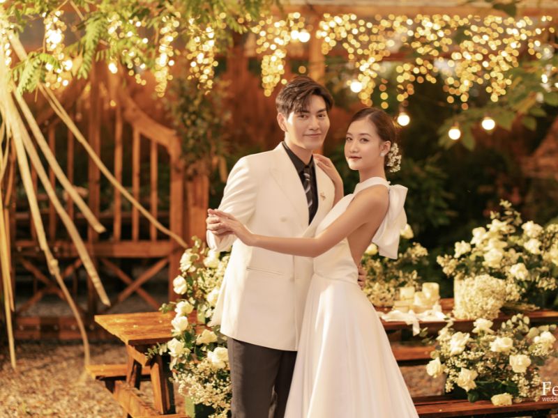 Gia đình chú rể mang lễ vật sang nhà cô dâu