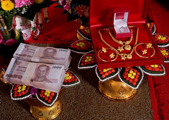 Lễ cưới người Hoa trang trọng