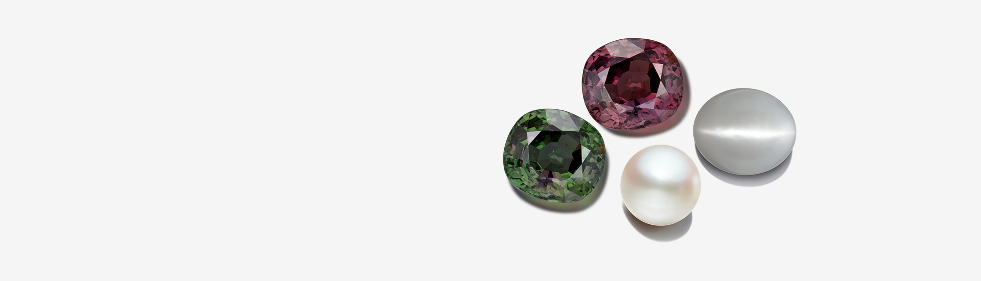 Peal, moonstone, alexandrite: ba kiểu vẻ đẹp khác nhau