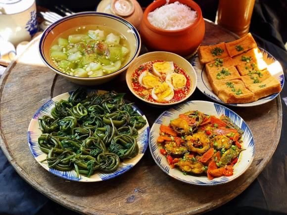 Bánh canh cua đậm đà — bữa cuối tuần ấm lòng cho cả gia đình