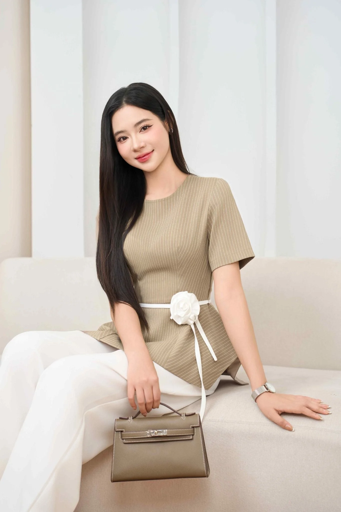 Các kiểu áo ký giả nữ đẹp