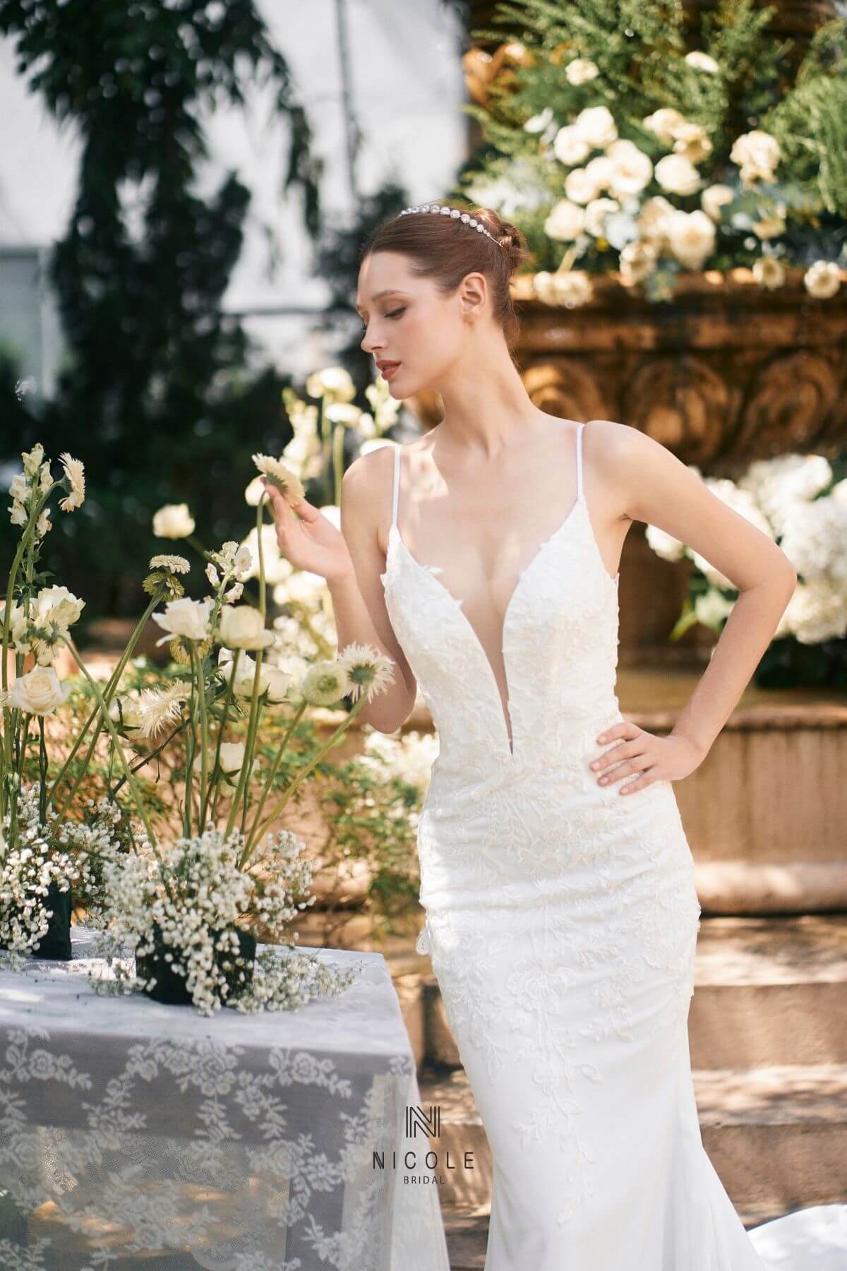 Váy cưới đơn giản Cathy