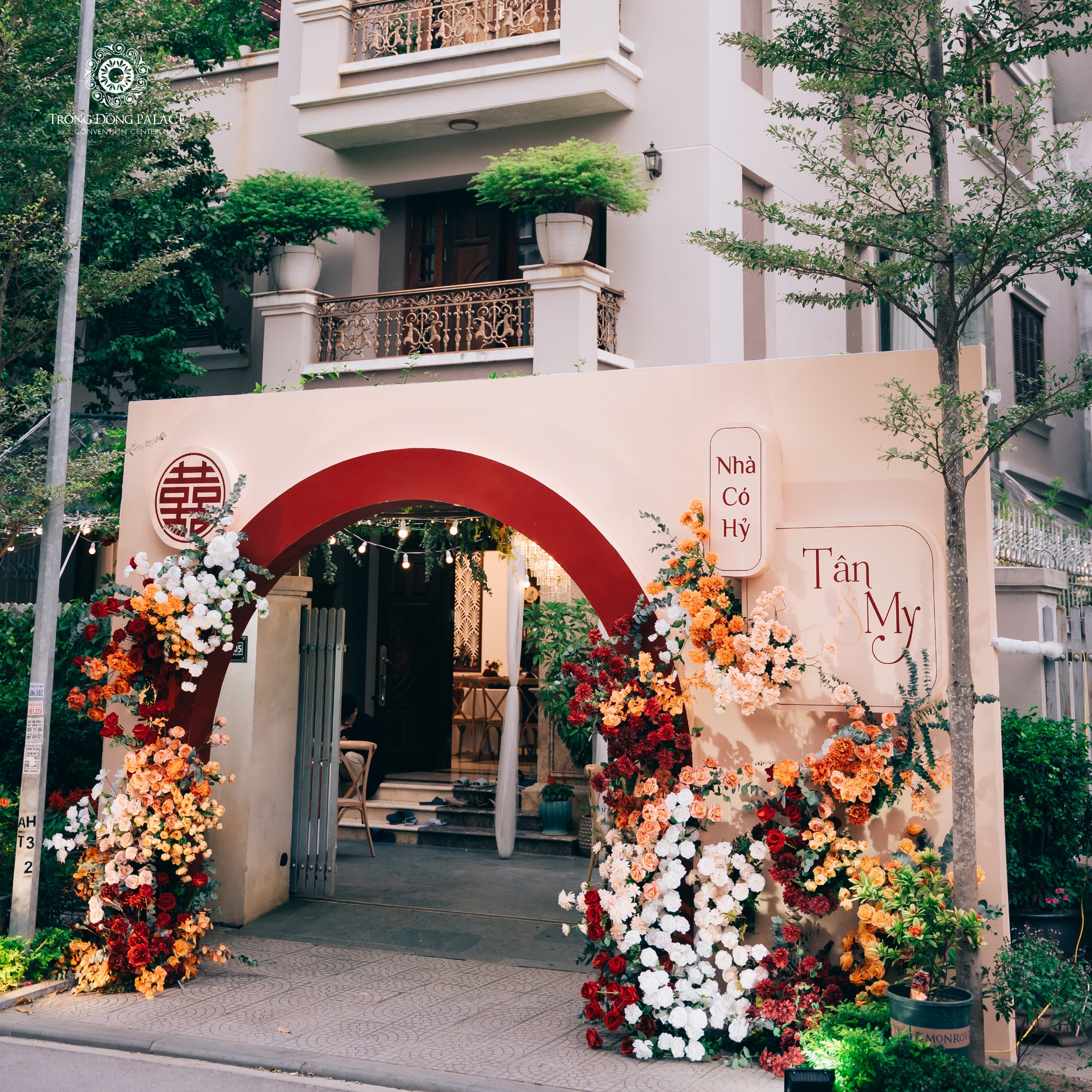 Photo booth tiệc cưới