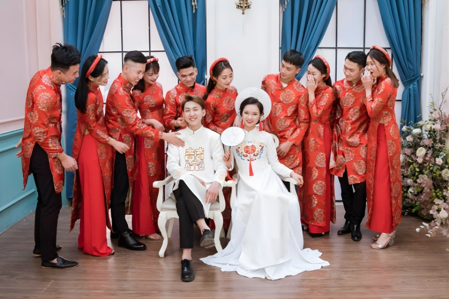 Không gian đón tiếp nhà trai được chăm chút tỉ mỉ