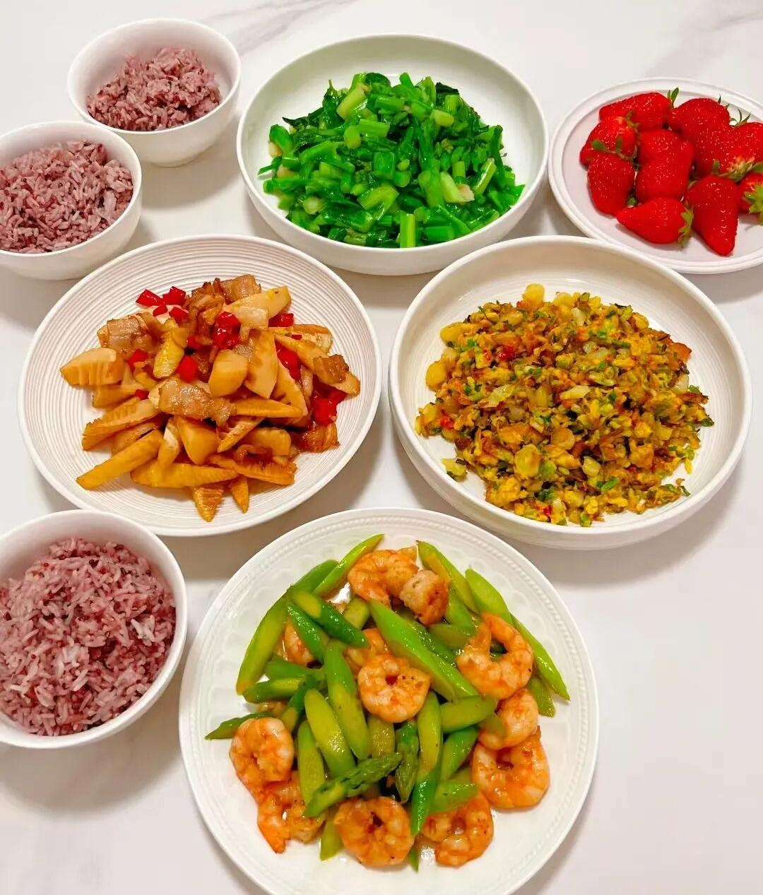 Thực đơn thứ 3