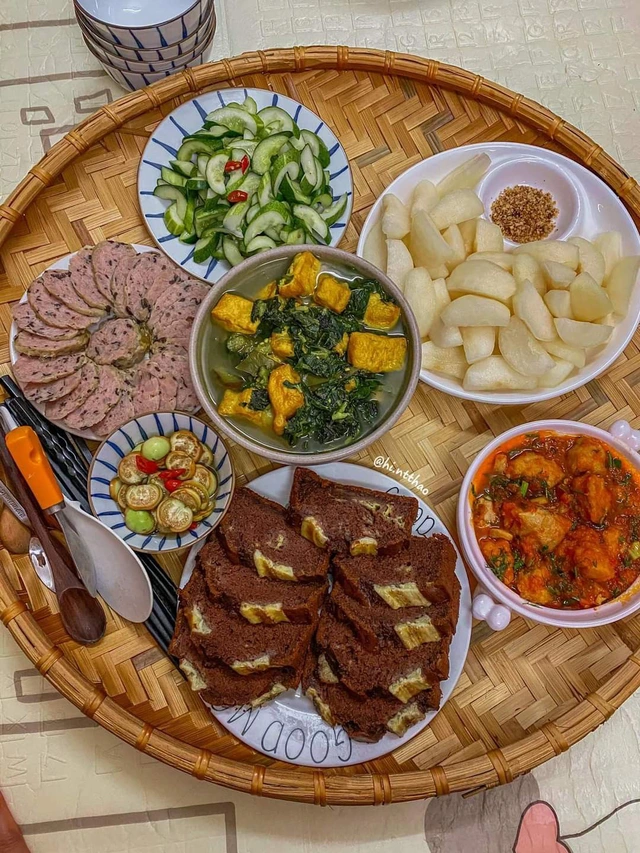 Thịt heo quay giòn bì — bí quyết da giòn rụm mà không cần lò nướng chuyên dụng