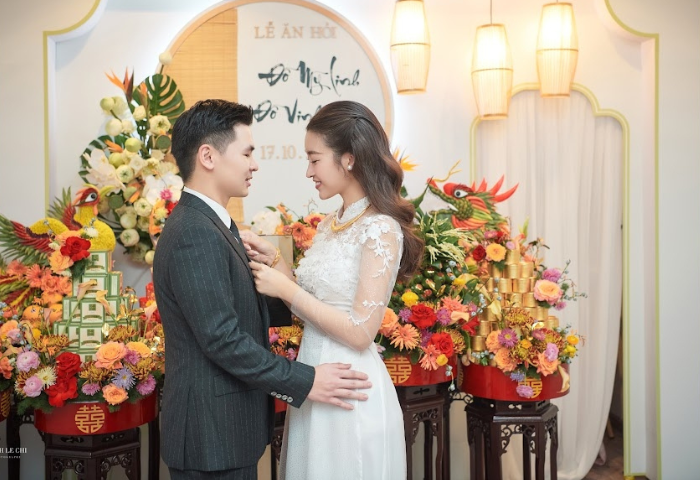 Lựa chọn thực đơn và địa điểm đãi tiệc
