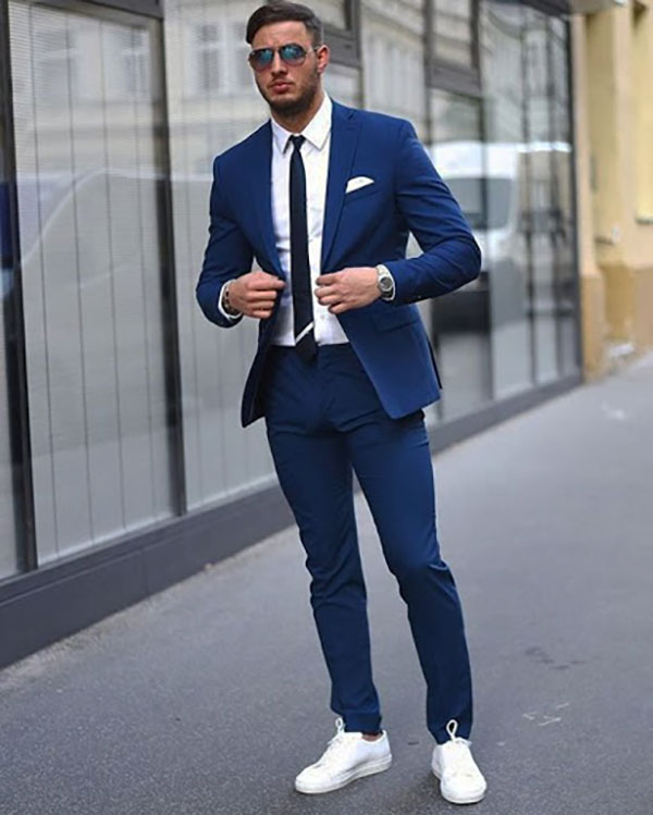 Chọn nơ theo vest cưới