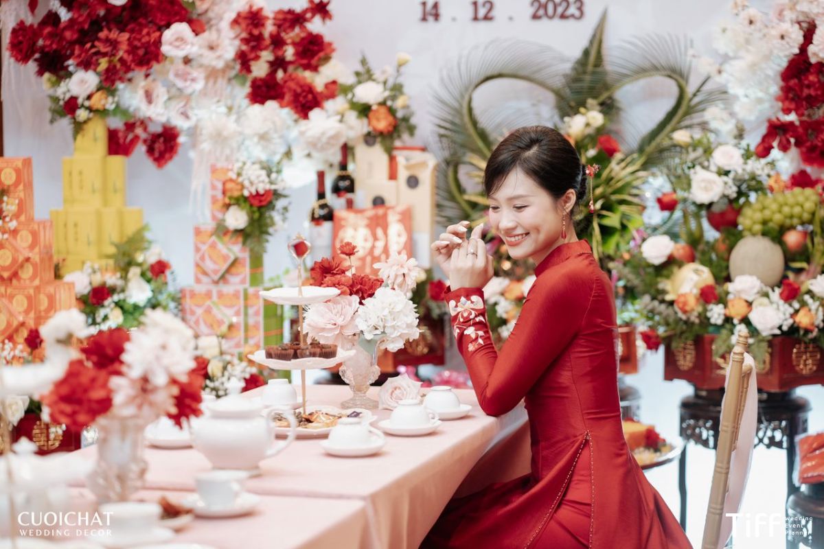 Áo dài truyền thống là lựa chọn hoàn hảo cho những cô dâu yêu thích nét đẹp cổ điển