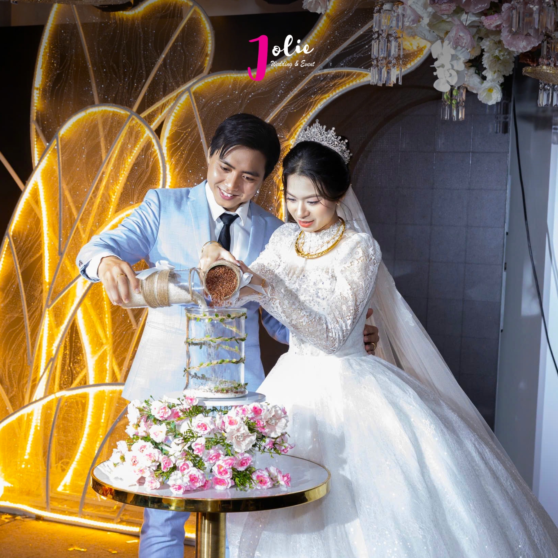 Sảnh cưới ấm cúng ngày lành