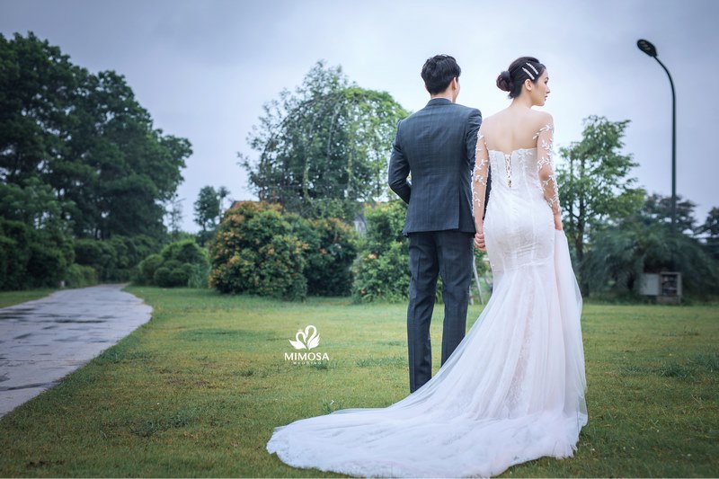 Ekip chụp ảnh cưới trong studio