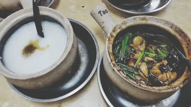 Cháo ếch giàu kẽm và protein cho bé