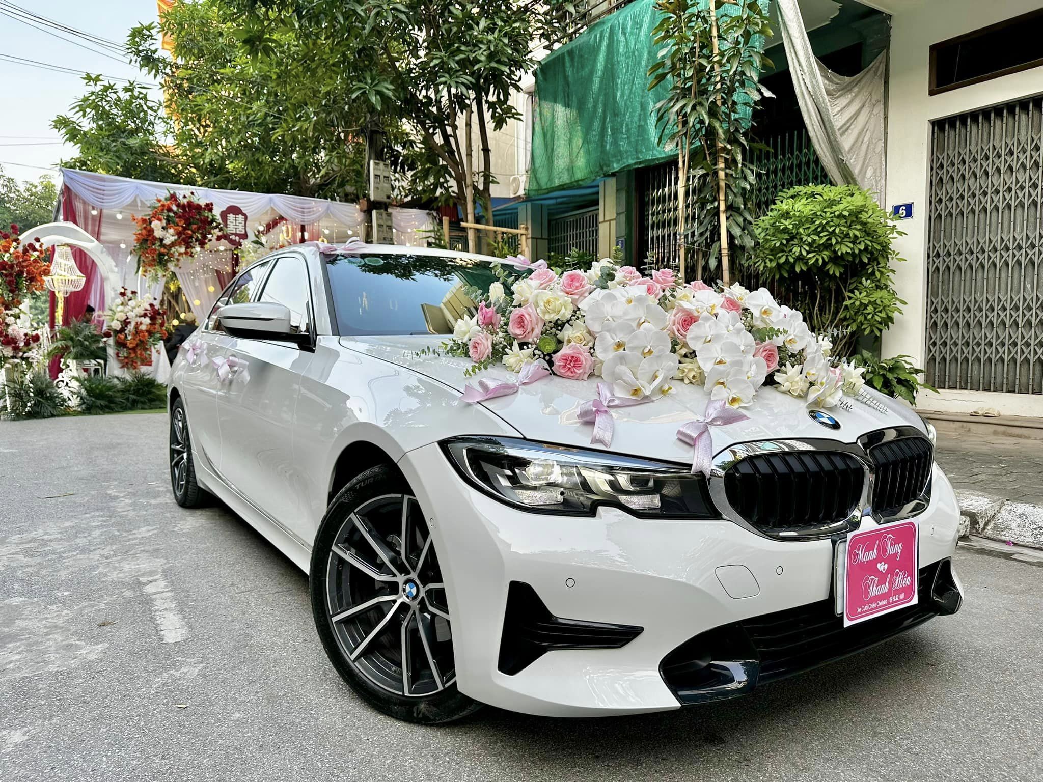 Xe cưới hạng sang