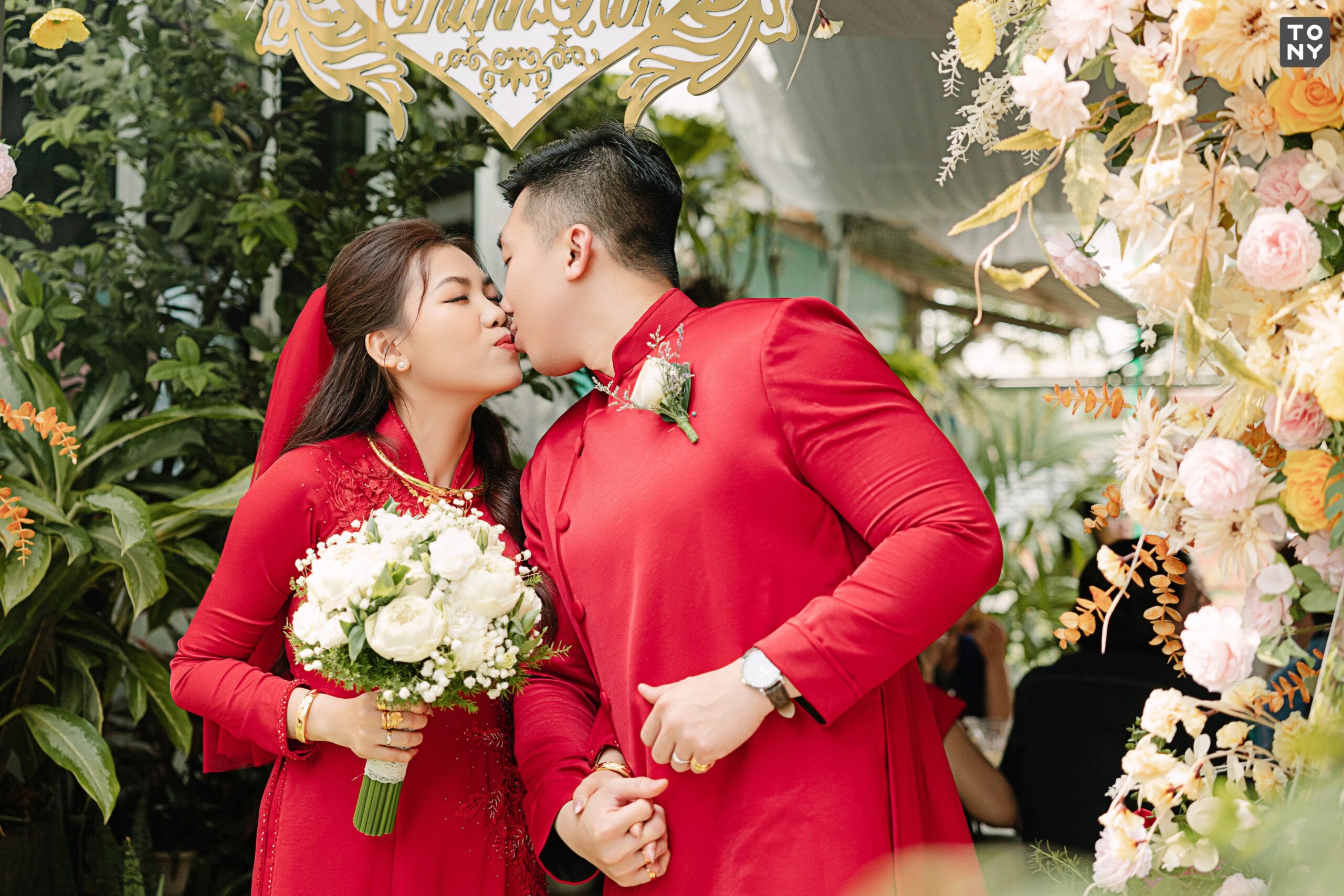 Không khí lễ dạm ngõ