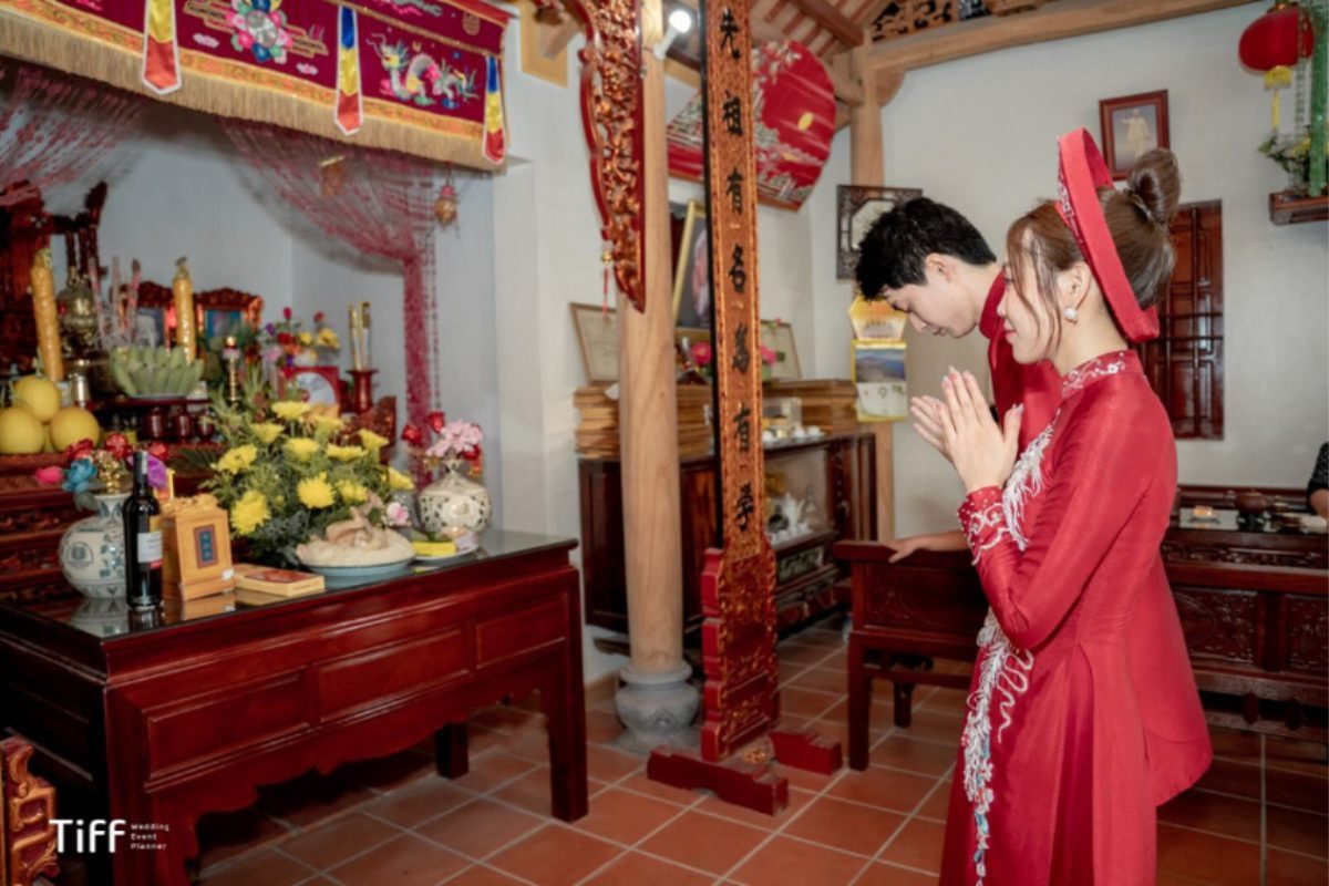Lưu ý khi chọn mẫu trang trí bàn thờ gia tiên đám cưới