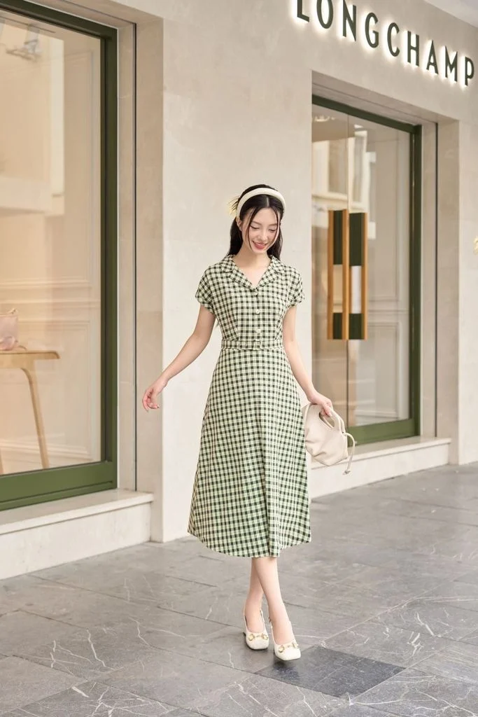 Đầm chữ A nữ tôn dáng sang chảnh