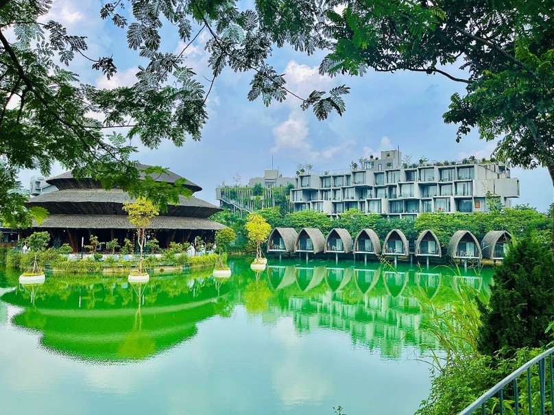 Nhà hàng tre với hệ thống Bungalow hòa quyện với nét đẹp thiên nhiên