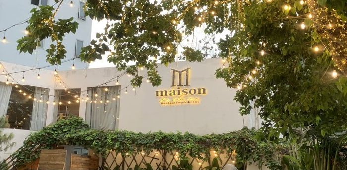 Maison de Charme - Không gian tiệc cưới ngoài trời phong cách Pháp