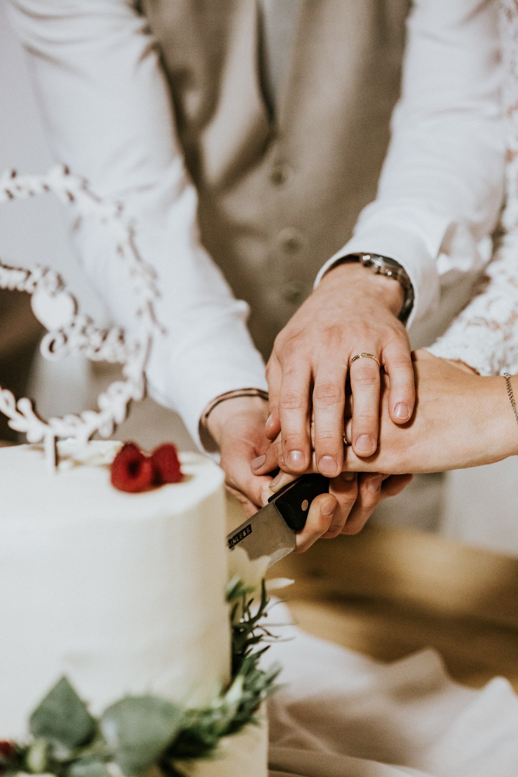 Sảnh cưới và khu vực trang trí tiệc cưới