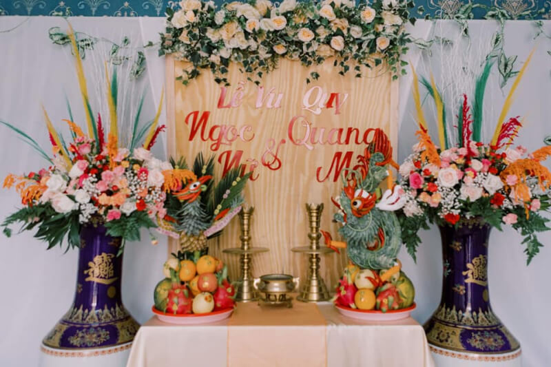 Trang trí gia tiên đơn giản