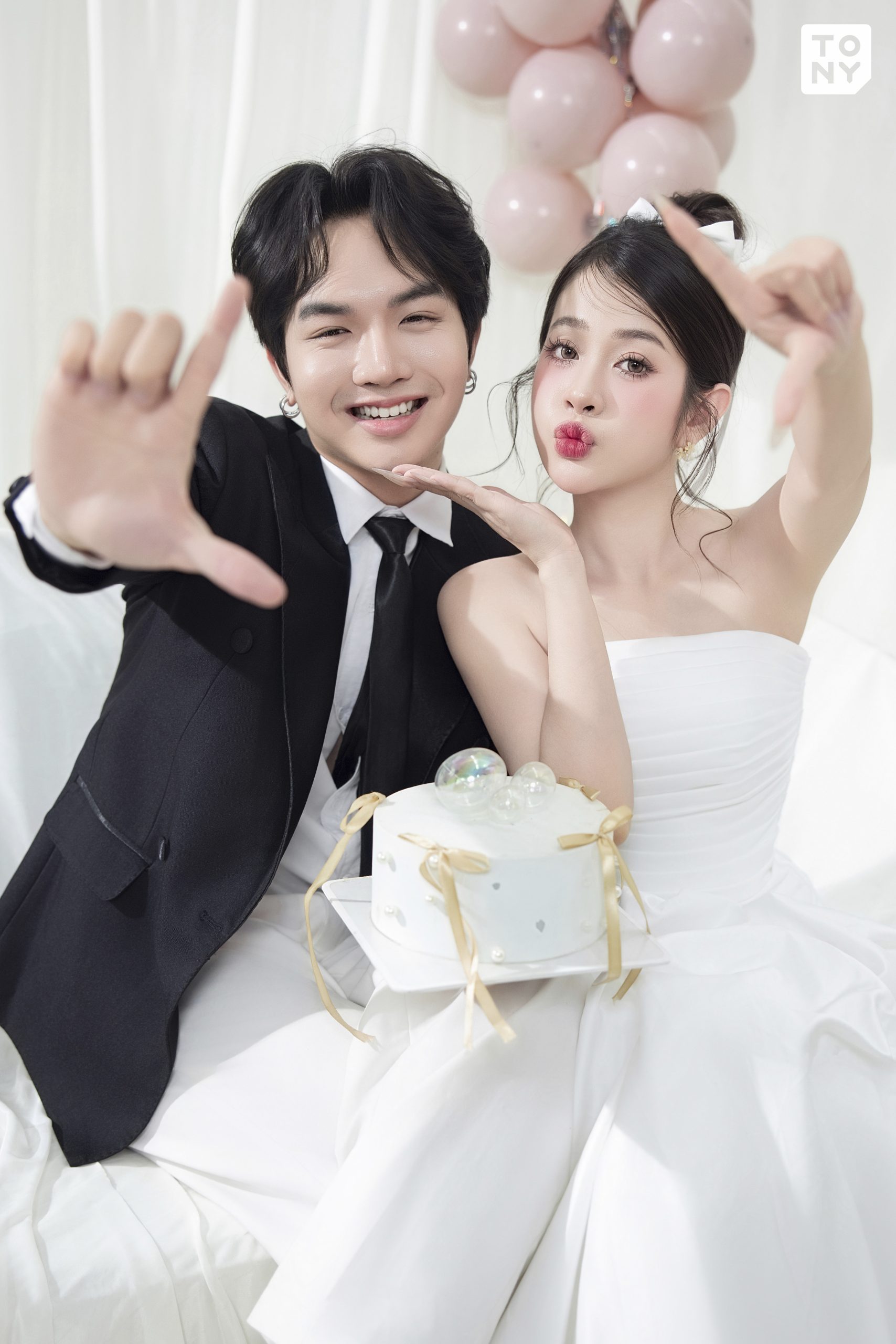 Phong cách chụp ảnh cưới studio 6