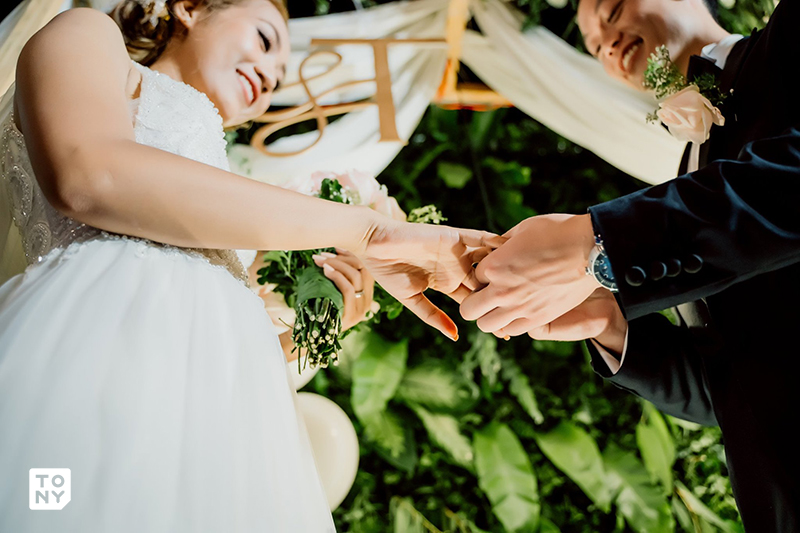 Ưu điểm của tiệc cưới ngoài trời