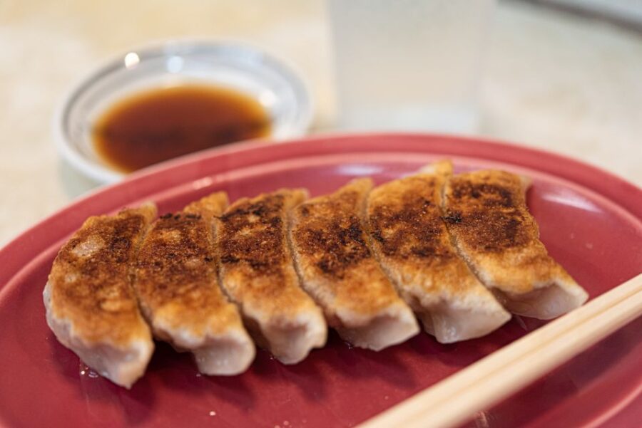 Tokyo: 2-Hour Asakusa Food Hunt & Cultural Tour