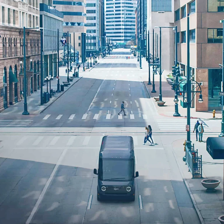 Vận chuyển và hải quan