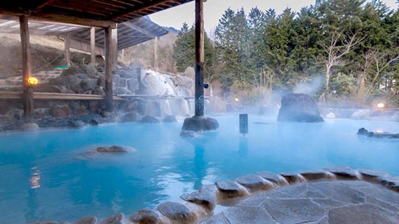 Suối nước nóng Bình Châu