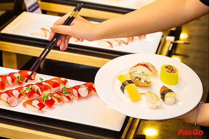 Bữa tiệc buffet quốc tế đa dạng tại D'Maris An Phú, Quận 2 TPHCM