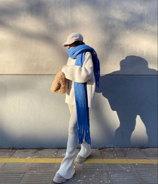 Các phụ kiện kết hợp cho outfit mùa đông