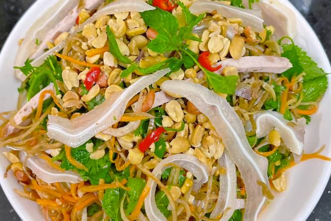 Món nộm và salad thanh mát cho bữa cuối tuần